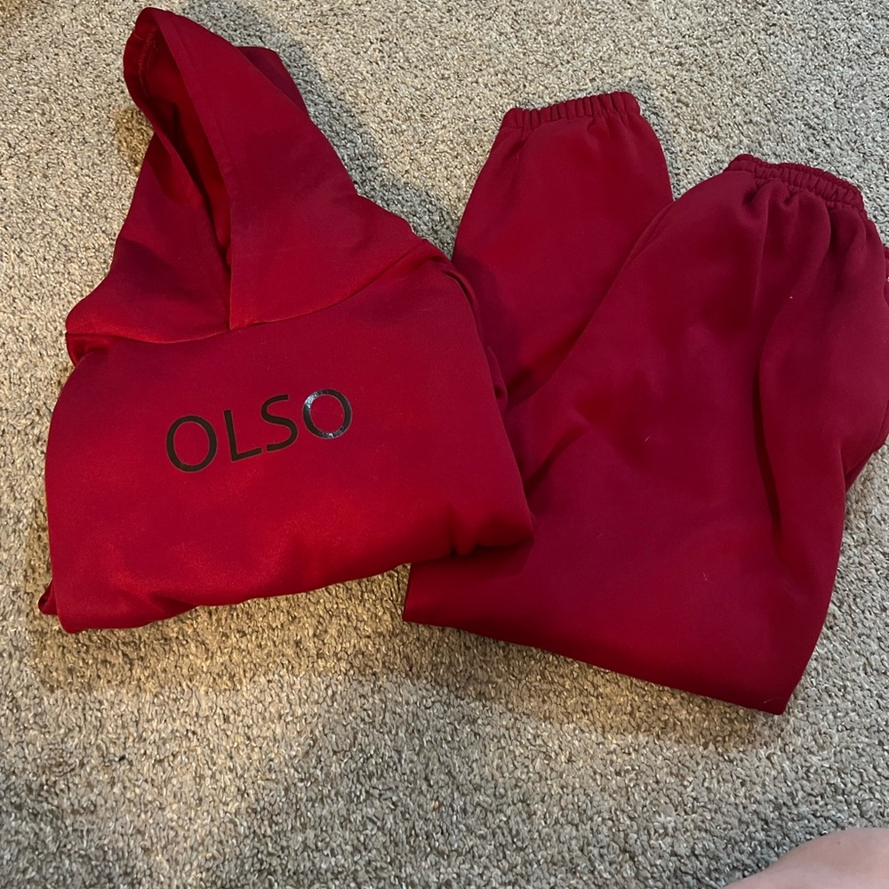 Cropped Red Hoodie and Sweatpants Set